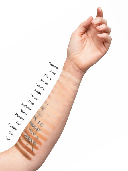 au NATURALE Semi-Matte Powder Foundation 啞緻礦物粉底