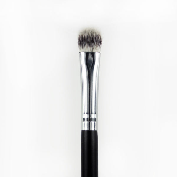 au NATURALE All Over Shadow Brush 眼影掃